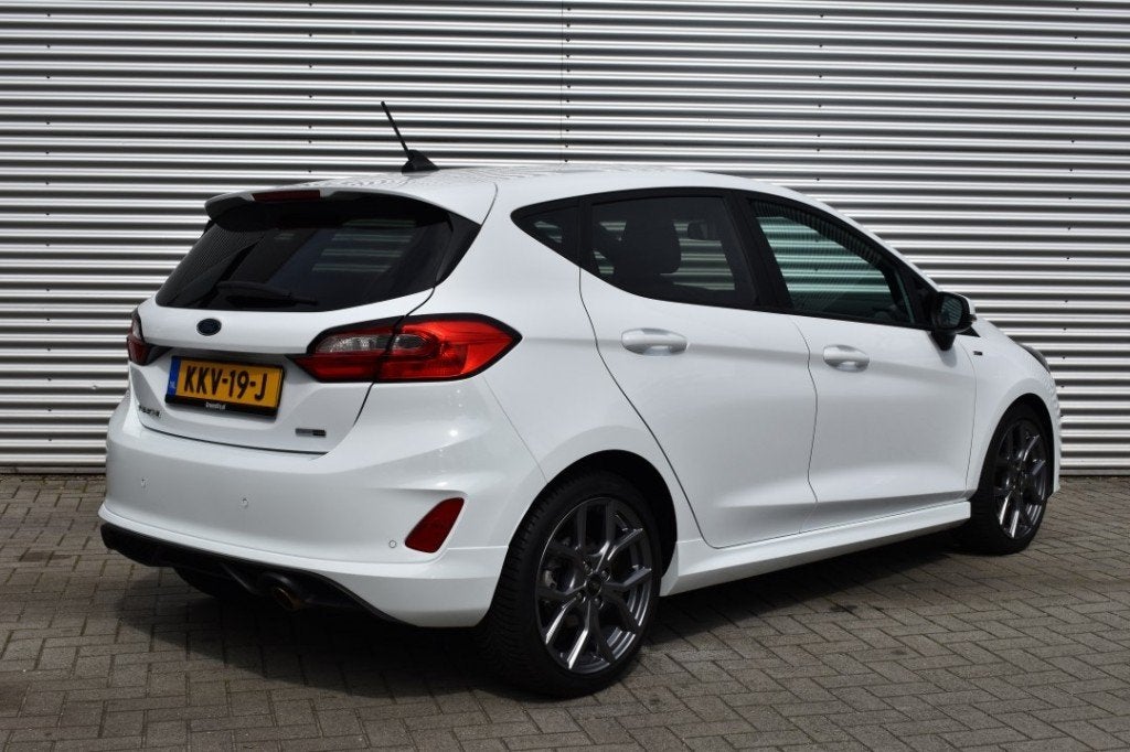 Ford FIESTA 1.0 AUT. ECOBOOST HYBRID ST-LINE / ADAP. CRUISE, Auto's, Automaat, Gebruikt, Wit, Bedrijf