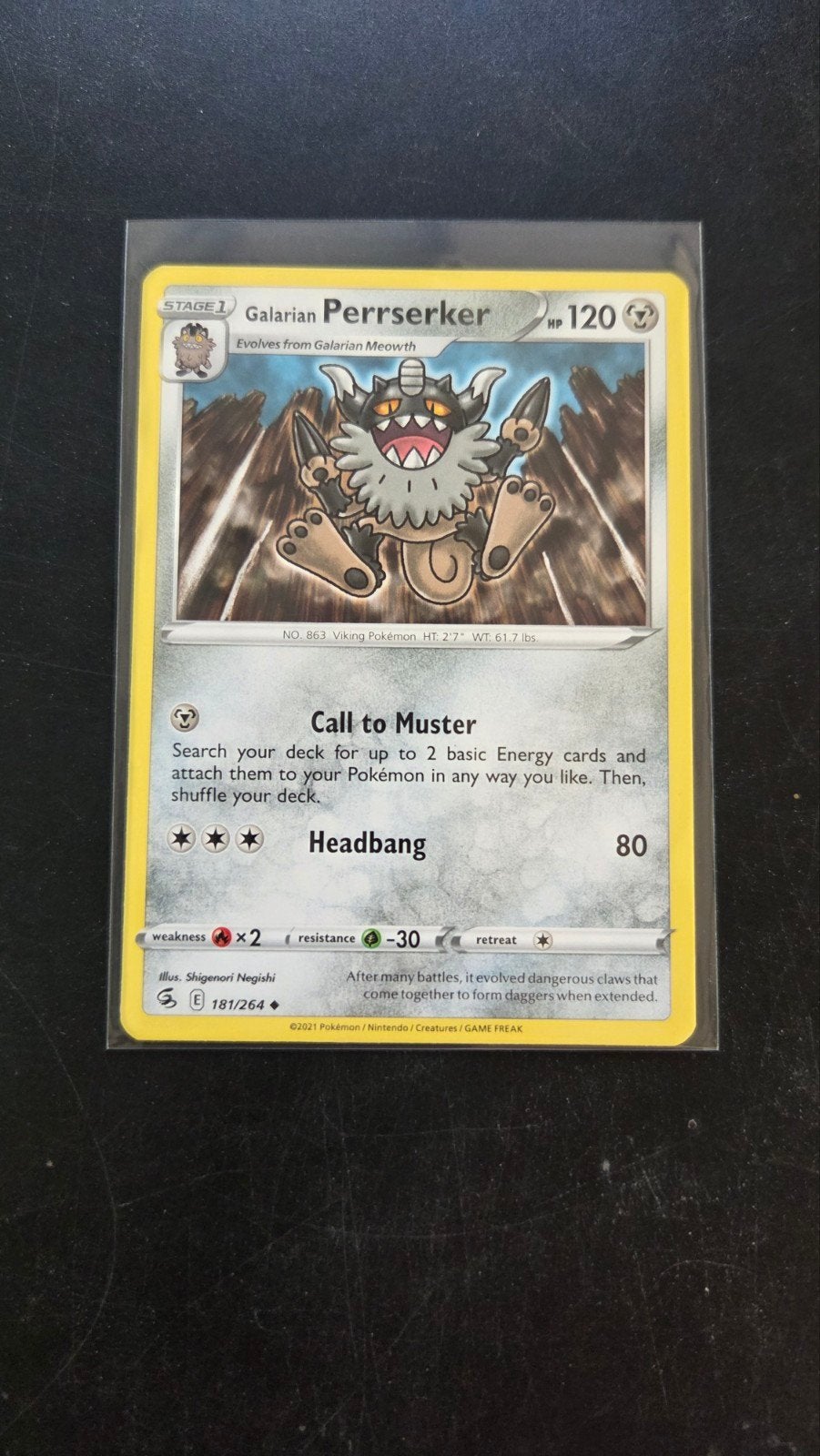 Galarian Perrserker 181/264 Fusion Strike Pokémon Kaart, Verzenden, Zo goed als nieuw, Losse kaart