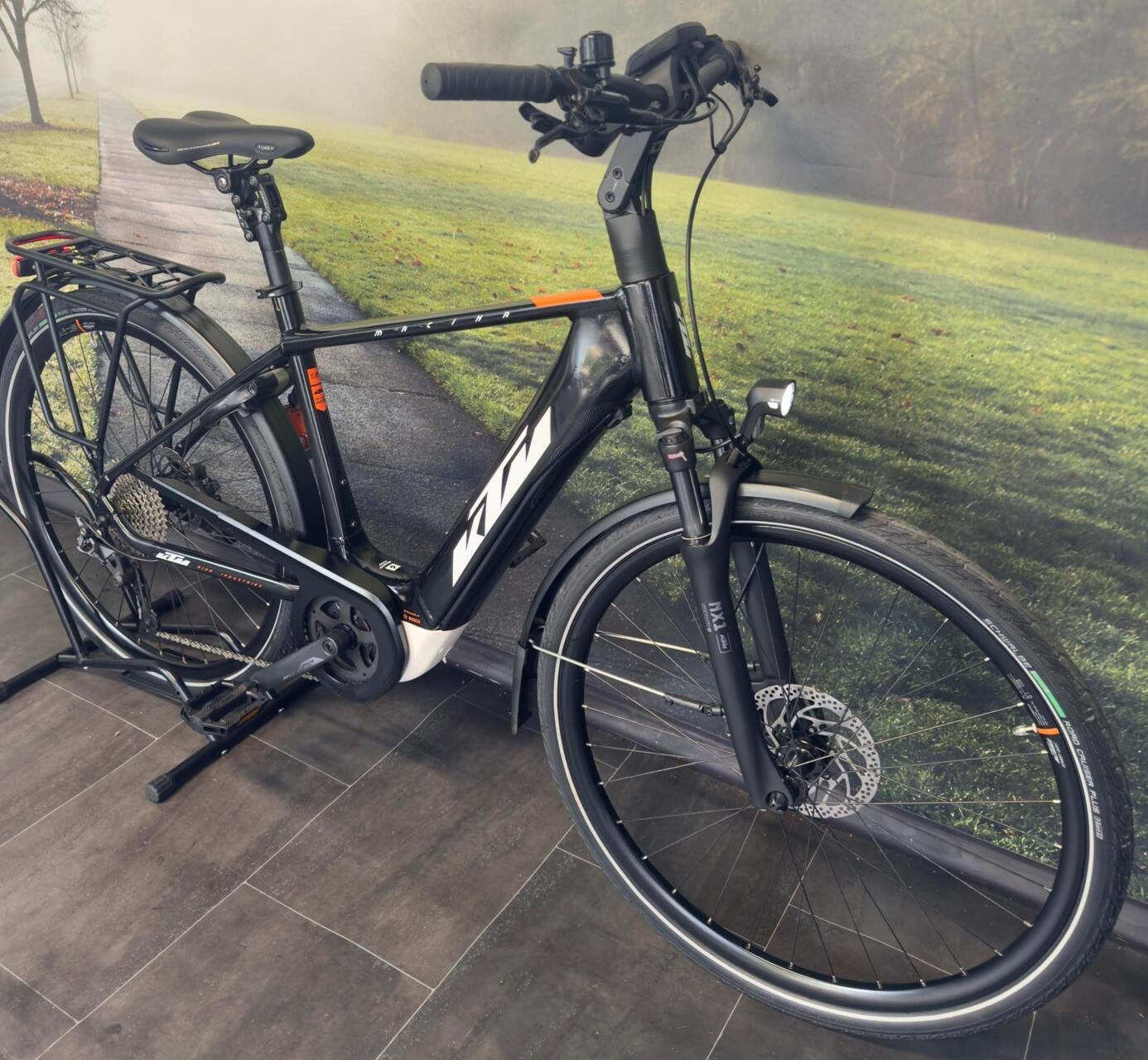 Foto 3 van KTM Macina - Electrische Herenfiets - Bosch Middenmotor