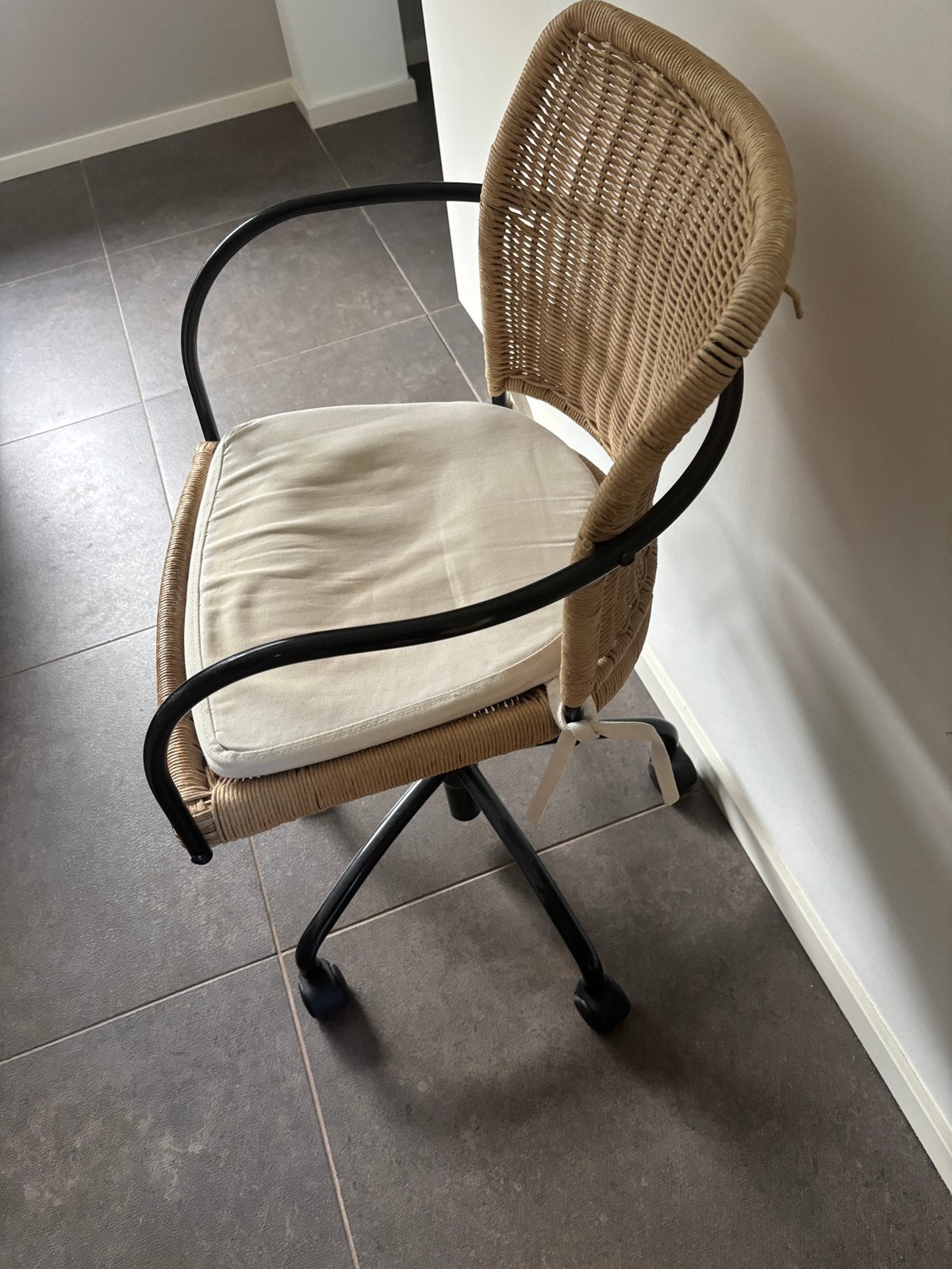 Bureaustoel Ikea, Ophalen, Zo goed als nieuw, Beige, Bureaustoel