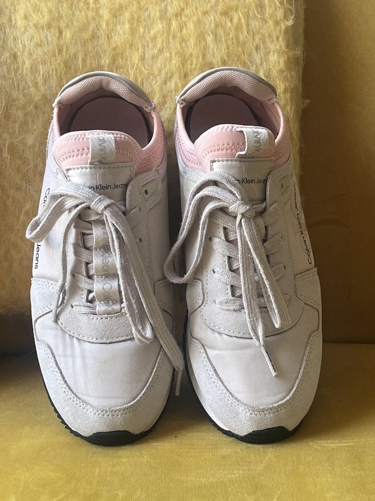 Calvin Klein sneakers, crème met roze, maat 39, Beige, Ophalen of Verzenden, Calvin Klein, Sneakers of Gympen