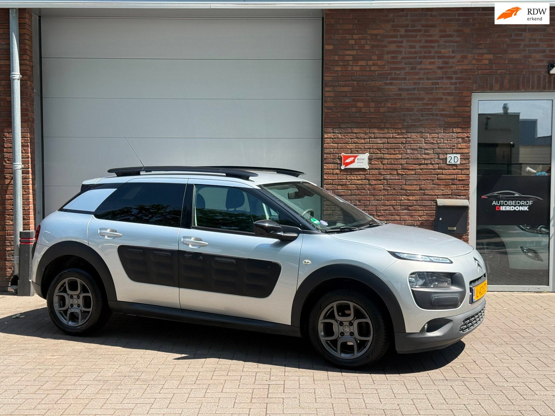 Citroen C4 Cactus 1.2 PureTech One-Tone|AIRCO|NIEUWE APK, Voorwielaandrijving, Stof, 1199 cc, 995 kg