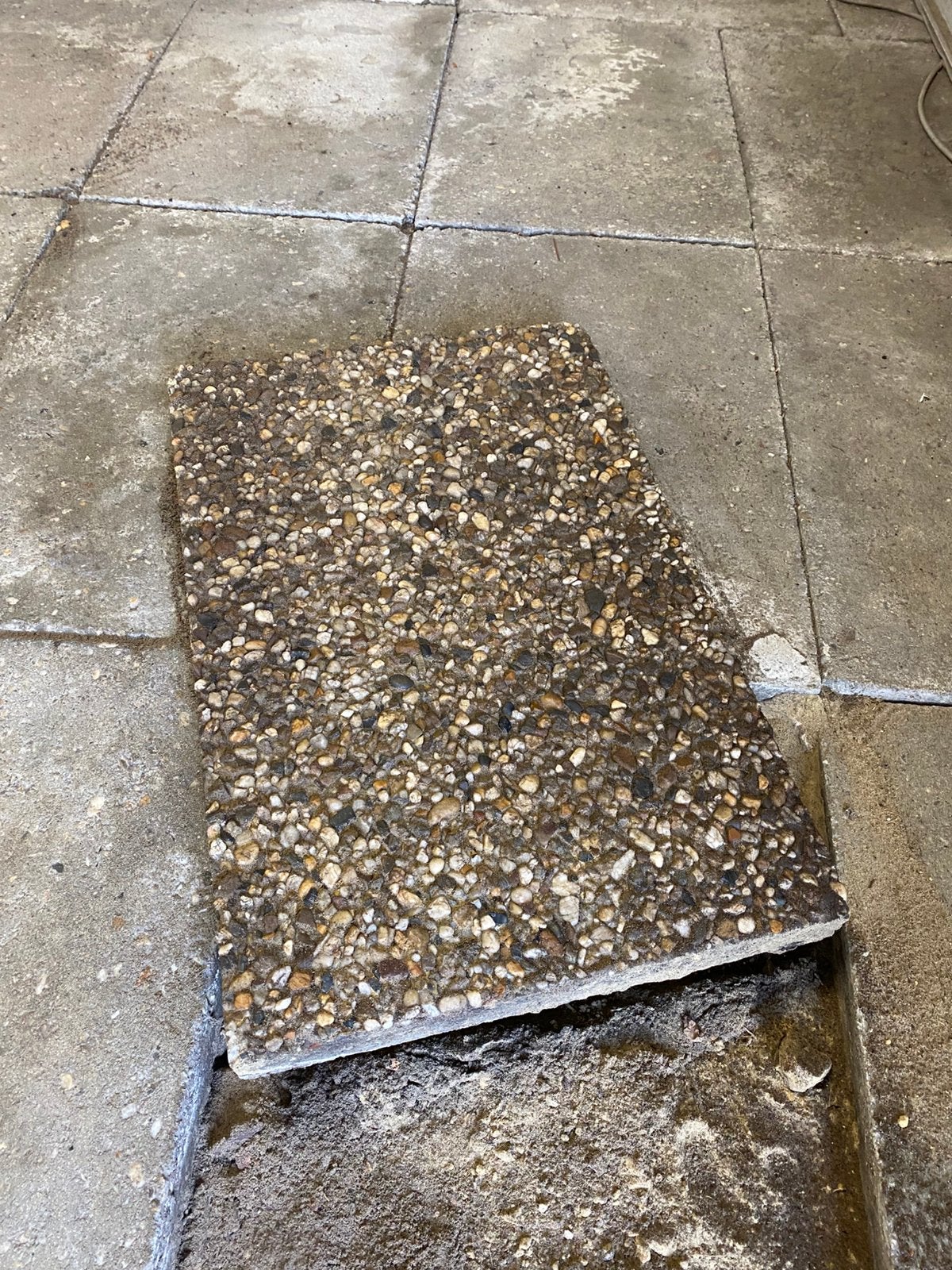 Gratis 60 x 40 grindtegels. 65 stuks., Ophalen, Gebruikt, Grijs, Overige typen