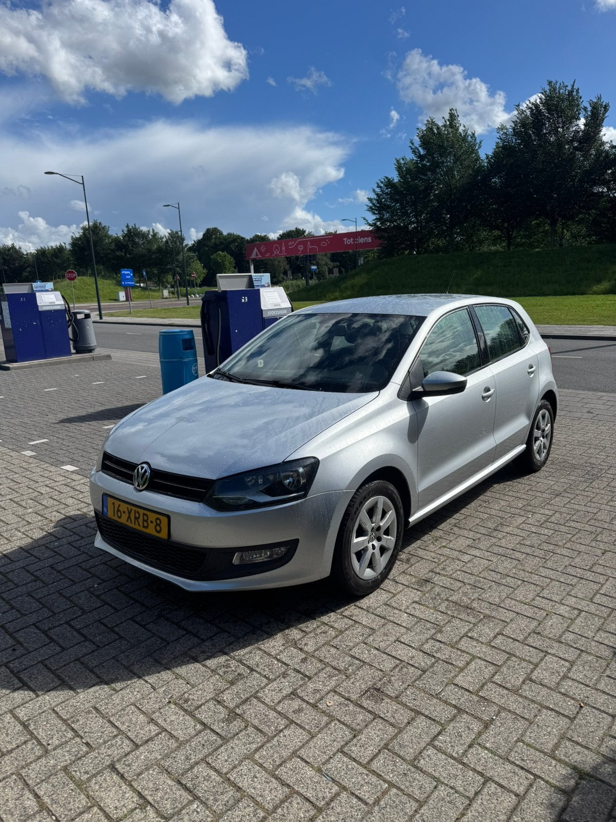 Volkswagen Polo 1.2 TSI 66KW 2012 Grijs, Auto's, Volkswagen, Voorwielaandrijving, Euro 5, Stof, 40 €/maand