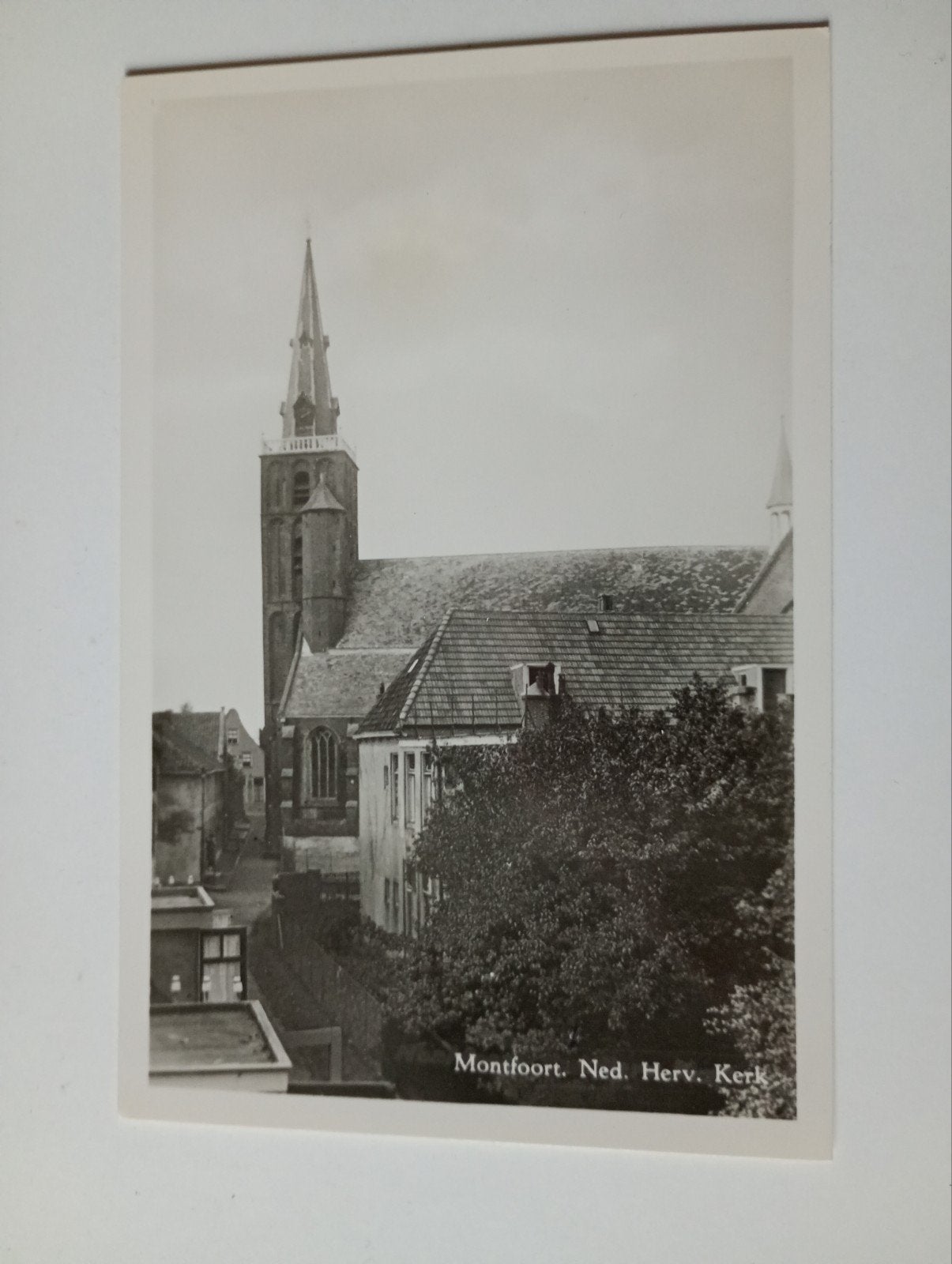 Montfoort NH Kerk, Verzamelen, Ansichtkaarten | Nederland, Ophalen of Verzenden, 1920 tot 1940, Ongelopen, Utrecht