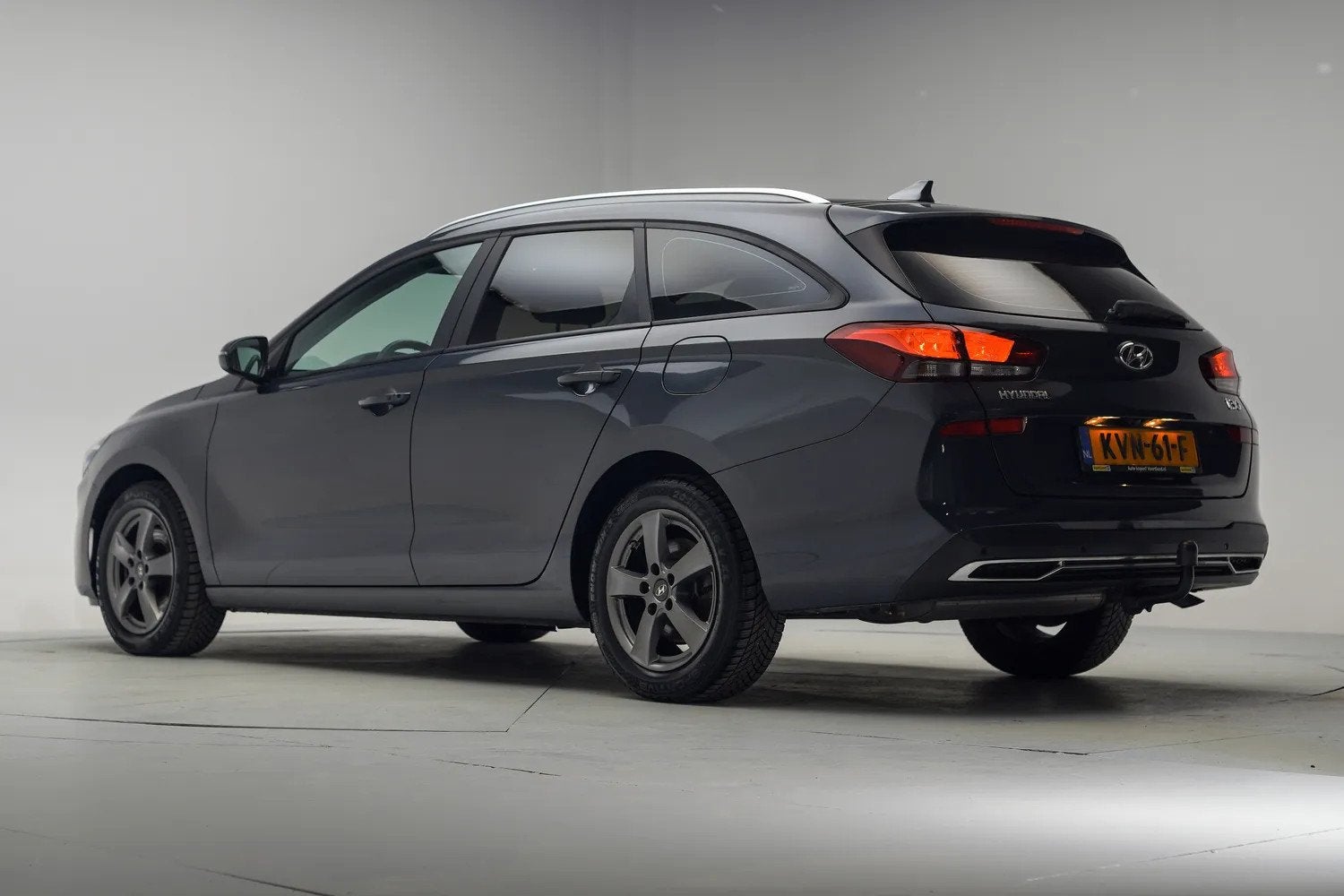 Hyundai i30 WAGON 1.0 T-GDi MHEV Comfort. [ Trekhaak Navi Ap, Auto's, Gebruikt, Verwarmde buitenspiegels, Handgeschakeld, 5 stoelen