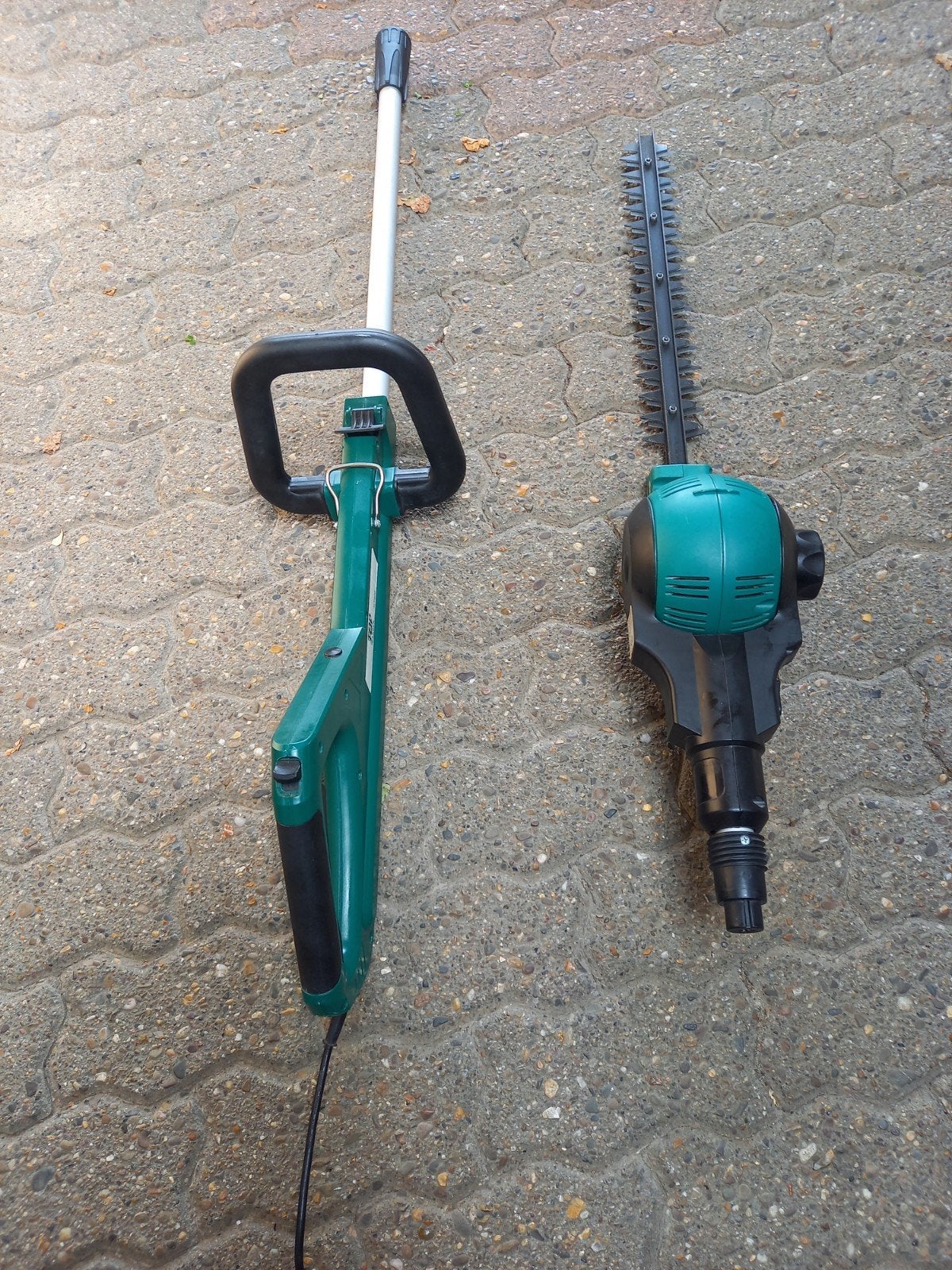Uitschuifbare heggenschaar., Tuin en Terras, Ophalen, Elektrisch