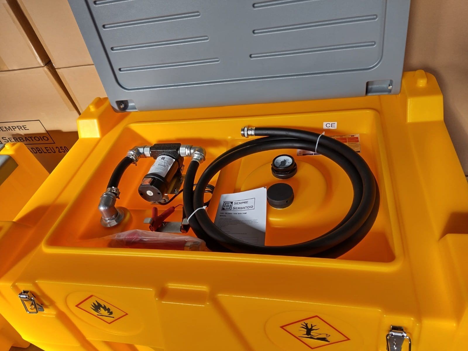 Nieuwe benzine /Dieseltank   met Pomp - Diverse Maten Beschi, Ophalen of Verzenden, Nieuw