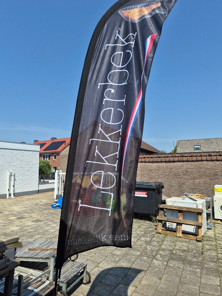 Vlag voor lekkerbek, Ophalen, Zo goed als nieuw