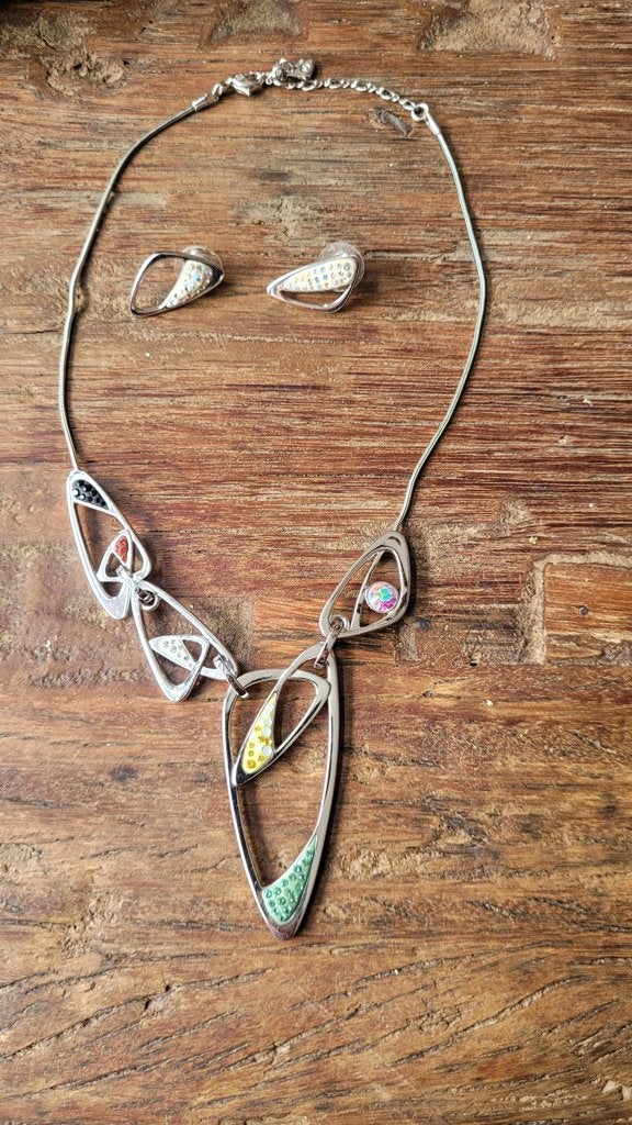 Swarovski sieraden set. Ketting en oorbellen, Verzamelen, Ophalen, Zo goed als nieuw, Sieraad of Horloge