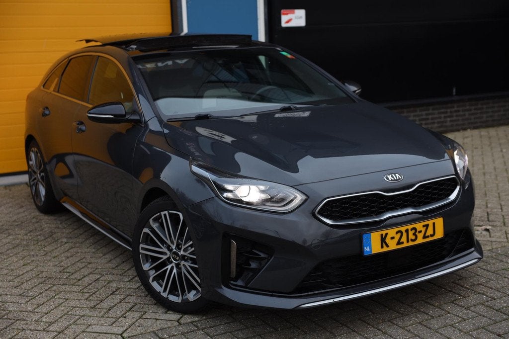 Kia ProCeed 1.4 T-GDI GT-Line / Aut / Navi / Open Panoramada, Euro 6, 4 cilinders, 600 kg, Automatische klimaatregeling