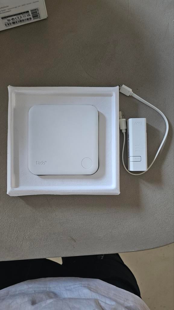 Tado bedrade thermostaat Tado internet bridge, Doe-het-zelf en Verbouw, Thermostaten, Ophalen of Verzenden, Slimme thermostaat