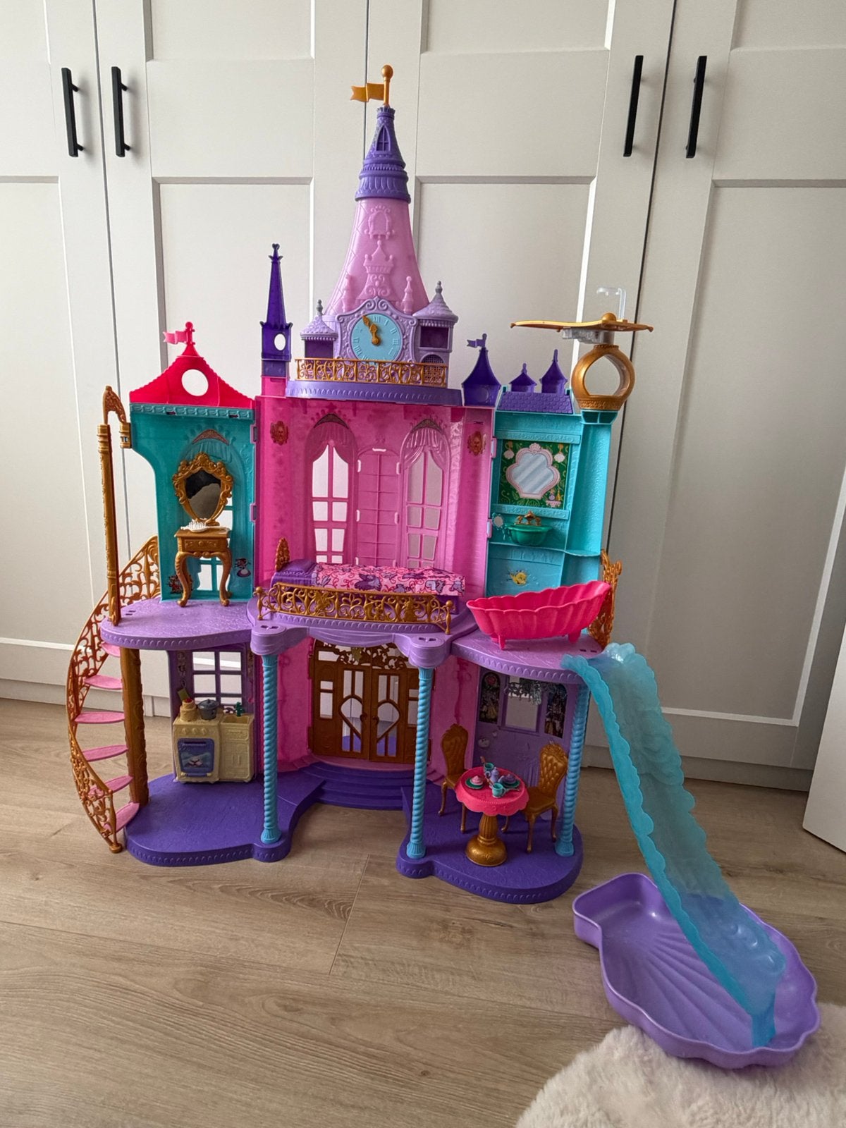 Disney princess kasteel (poppenhuis), Ophalen, Zo goed als nieuw, Poppenhuis