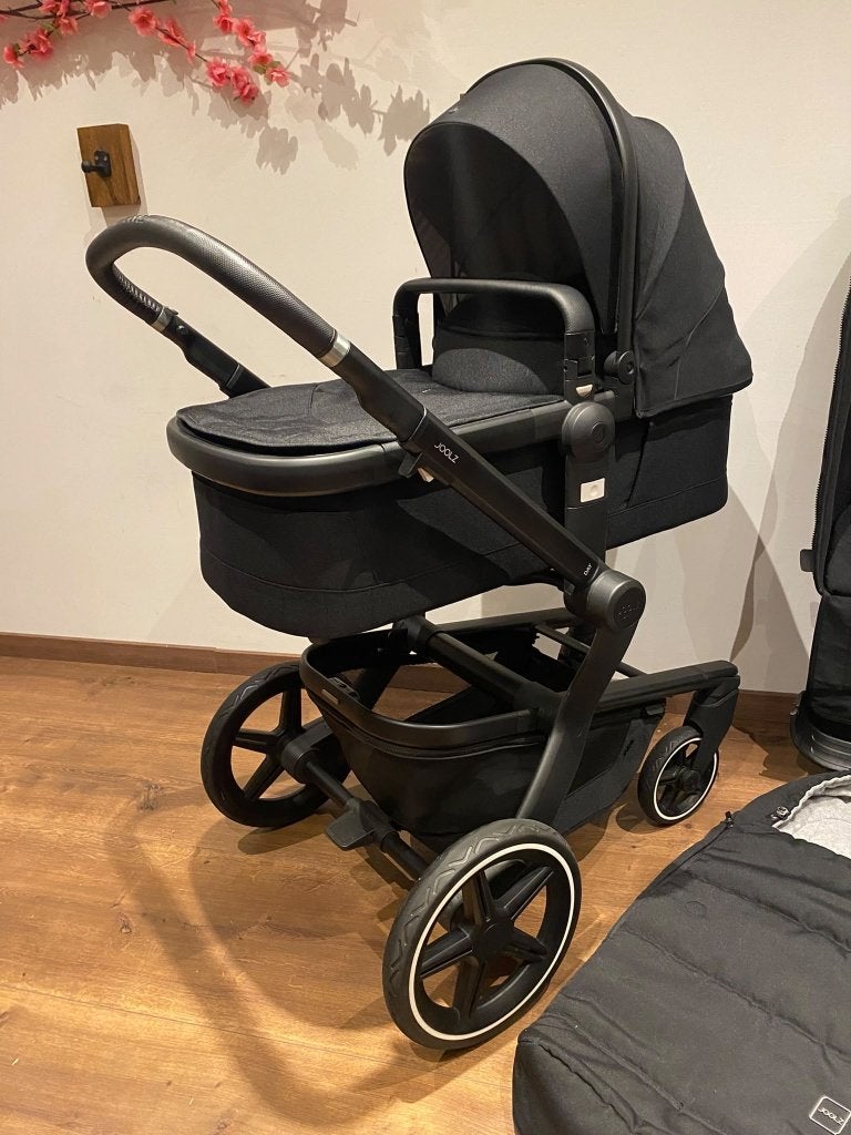 Joolz Day+ Brilliant Black Complete 3in1 Kinderwagen, Ophalen, Joolz, Zo goed als nieuw, Eikanlaan 76 Spijkenisse