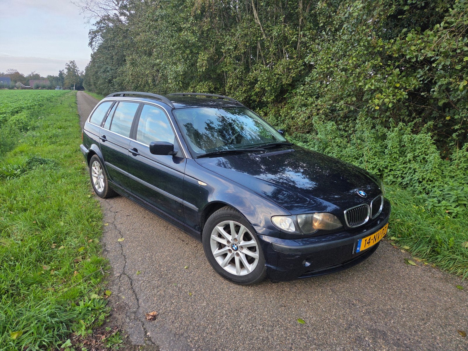 BMW 3-Serie 2.0 I 318 Touring 2004 Blauw, 13 km/l, Achterwielaandrijving, 1995 cc, Blauw