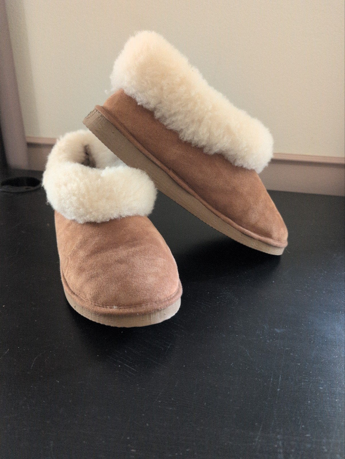 Texelana pantoffels maat 39 - Zo goed als nieuw, Kleding | Dames, Ophalen, Zo goed als nieuw, Bruin, Pantoffels of Sloffen