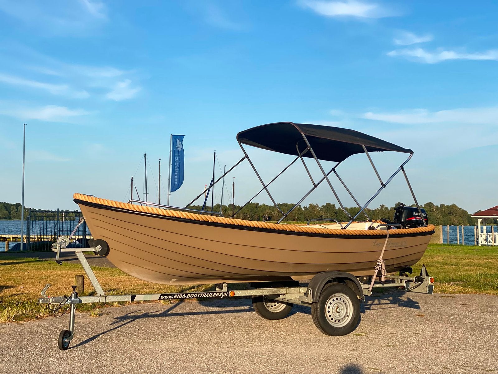 Admiraal 430 Suzuki 6pk fourstroke, Ophalen, Zo goed als nieuw, Buitenboordmotor, Kabelaring