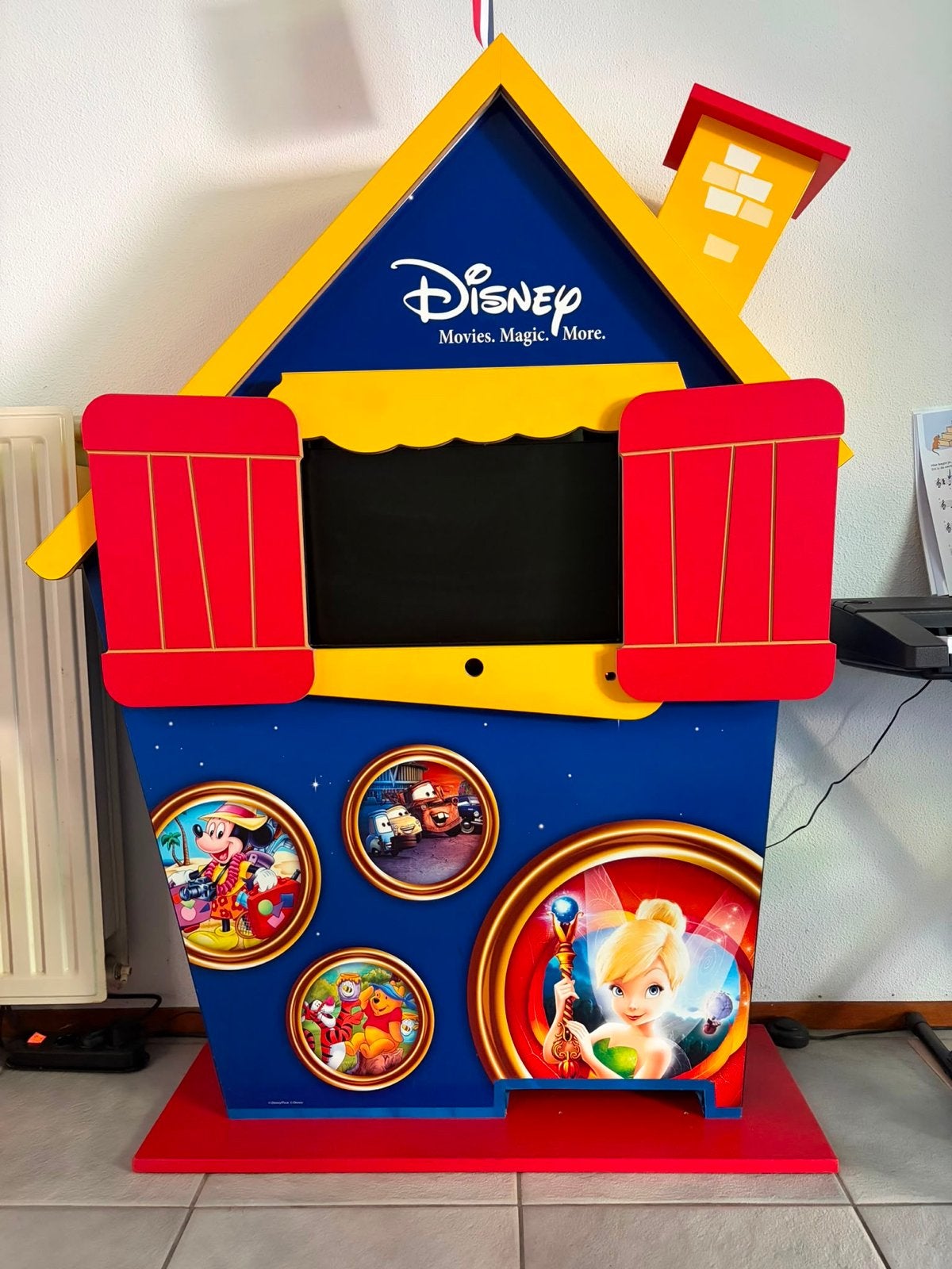 Disney Speelhuisje / TV-meubel voor Kinderkamer, Ophalen, Gebruikt, Jongen of Meisje