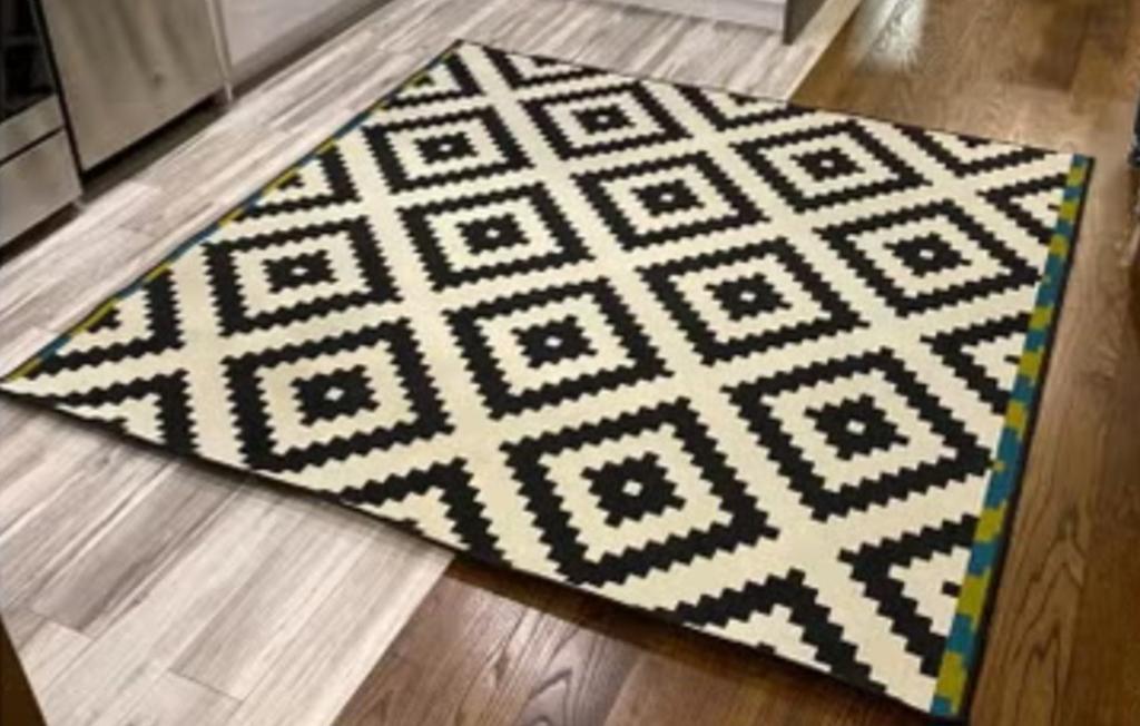 Ikea LAPPLJUNG RUTA Geometric Design Rug,

Maat 200cm x 200, Ophalen, 200 cm of meer, Zo goed als nieuw, 200 cm of meer