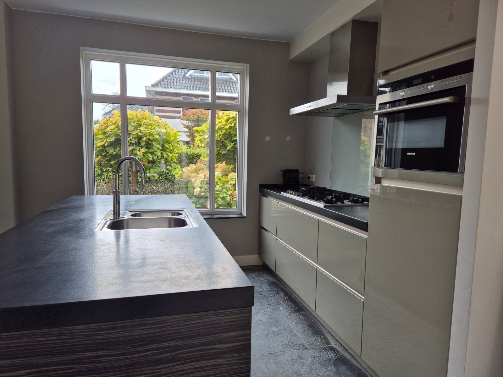 Complete keuken met spoeleiland, Ophalen, Gebruikt