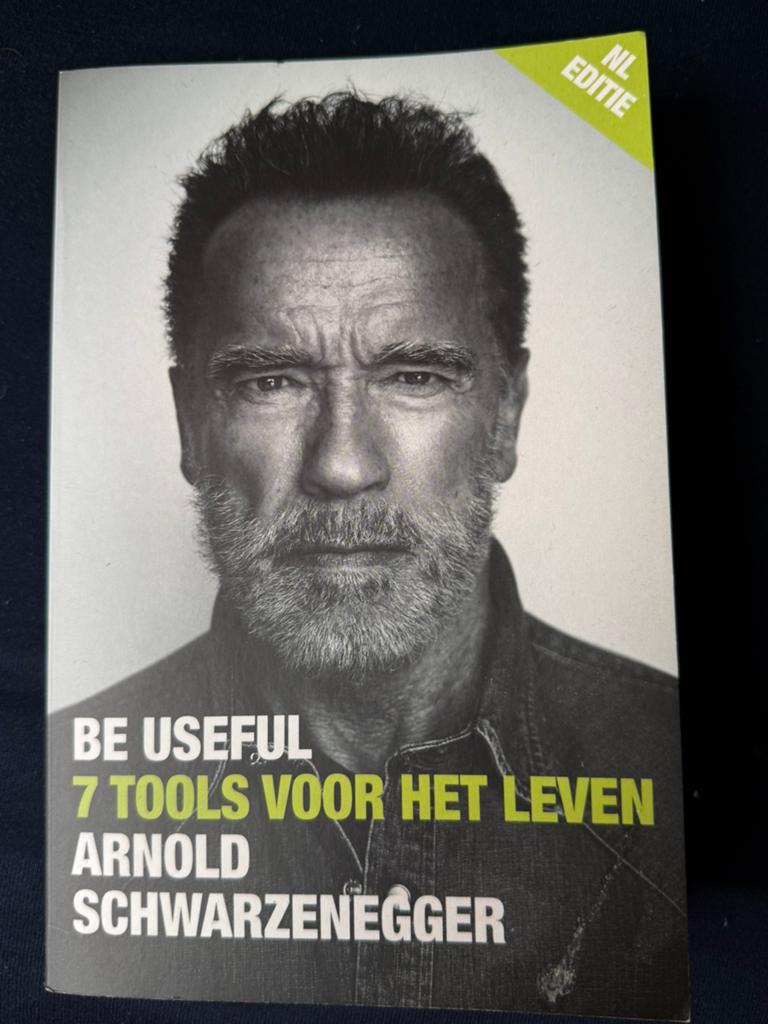 Arnold Schwarzenegger - Be Useful, Boeken, Ophalen of Verzenden, Arnold Schwarzenegger, Ontwikkelingspsychologie, Zo goed als nieuw