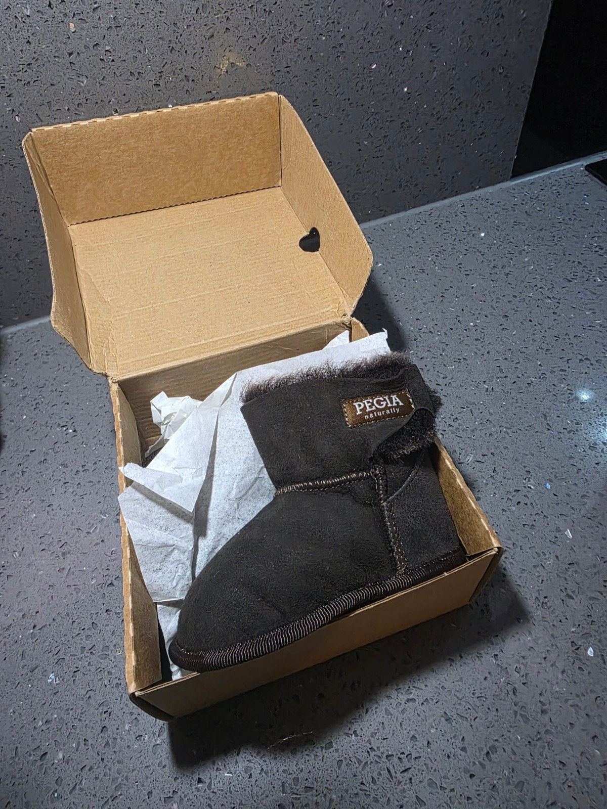 Pegia Baby Laarsjes Bruin Gevoerd met Klittenband, Jongetje of Meisje, Pegia, Laarsjes, Nieuw