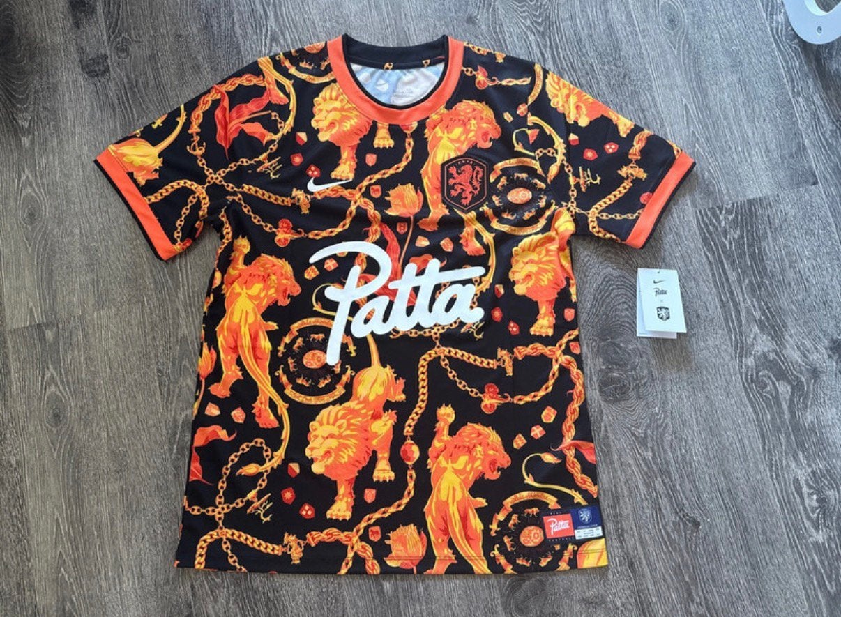 Patta x Nike KNVB Pre-Match Jersey (Black/Orange) maat XL, Nieuw, Oranje, Voetbal, Verzenden