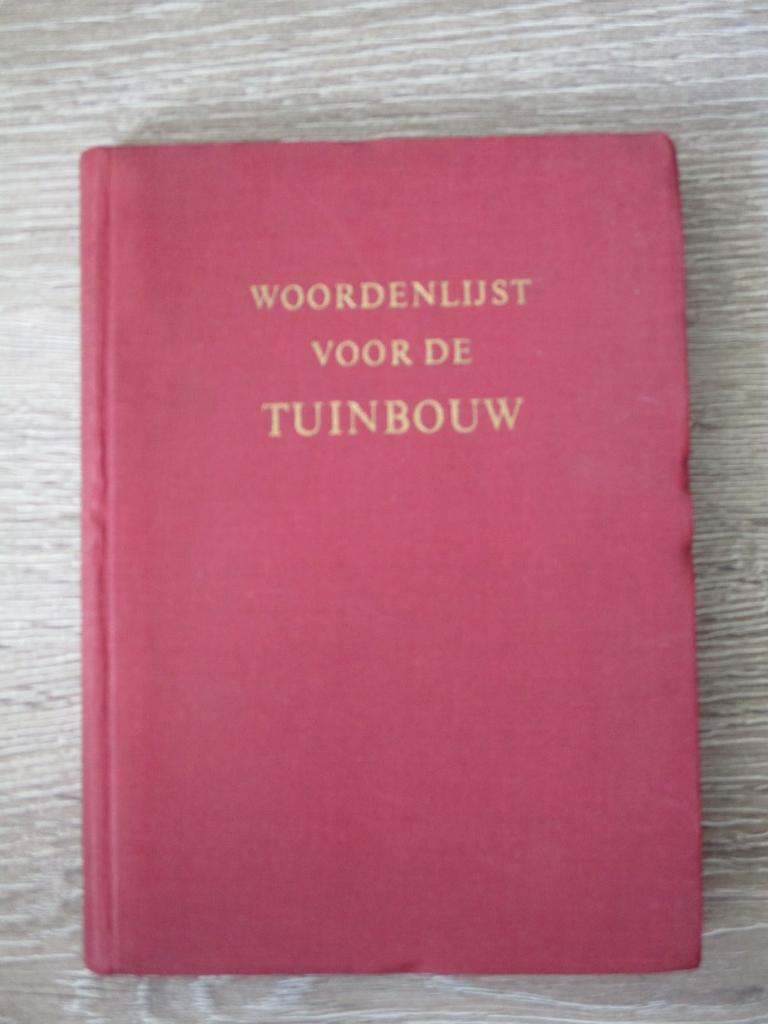 Woordenlijst voor de tuinbouw in zeven talen - J. Nijdam, Boeken, Ophalen of Verzenden, Gelezen