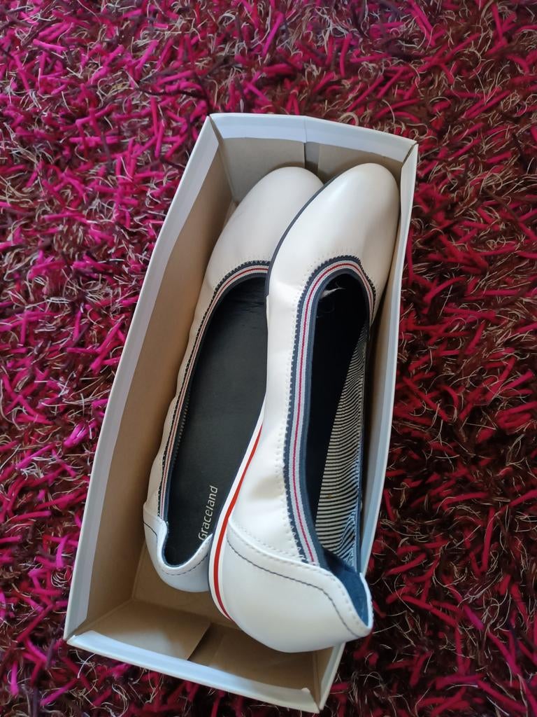 Nieuw Graceland schoenen maat 44, Kleding | Dames, Schoenen, Ophalen of Verzenden, Sneakers of Gympen