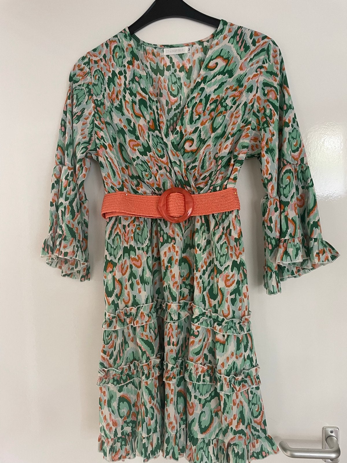 Flamant Rose Jurk met Print en Oranje Riem. Maat 38, Kleding | Dames, Jurken, Maat 38/40 (M), Ophalen of Verzenden, Zo goed als nieuw