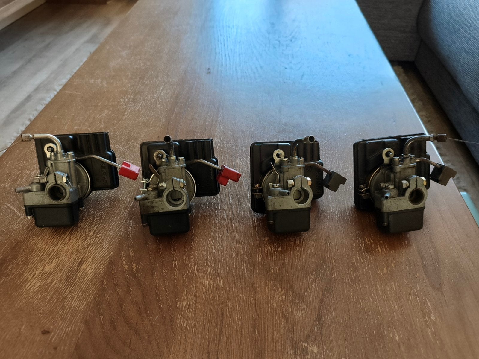 Vespa Ciao Dellorto Carburateur 12/10 met luchtfilter, Ophalen of Verzenden, Gebruikt, Carburateur, Dellorto