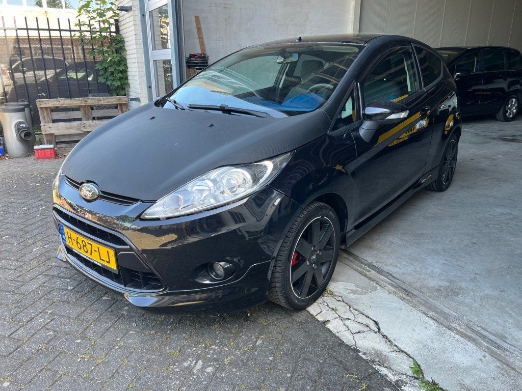 Ford FIESTA 1.4I-16V TREND ST-Pack HB 3-DRS Unieke auto!!, Auto's, Voorwielaandrijving, Euro 5, 4 cilinders, Zwart