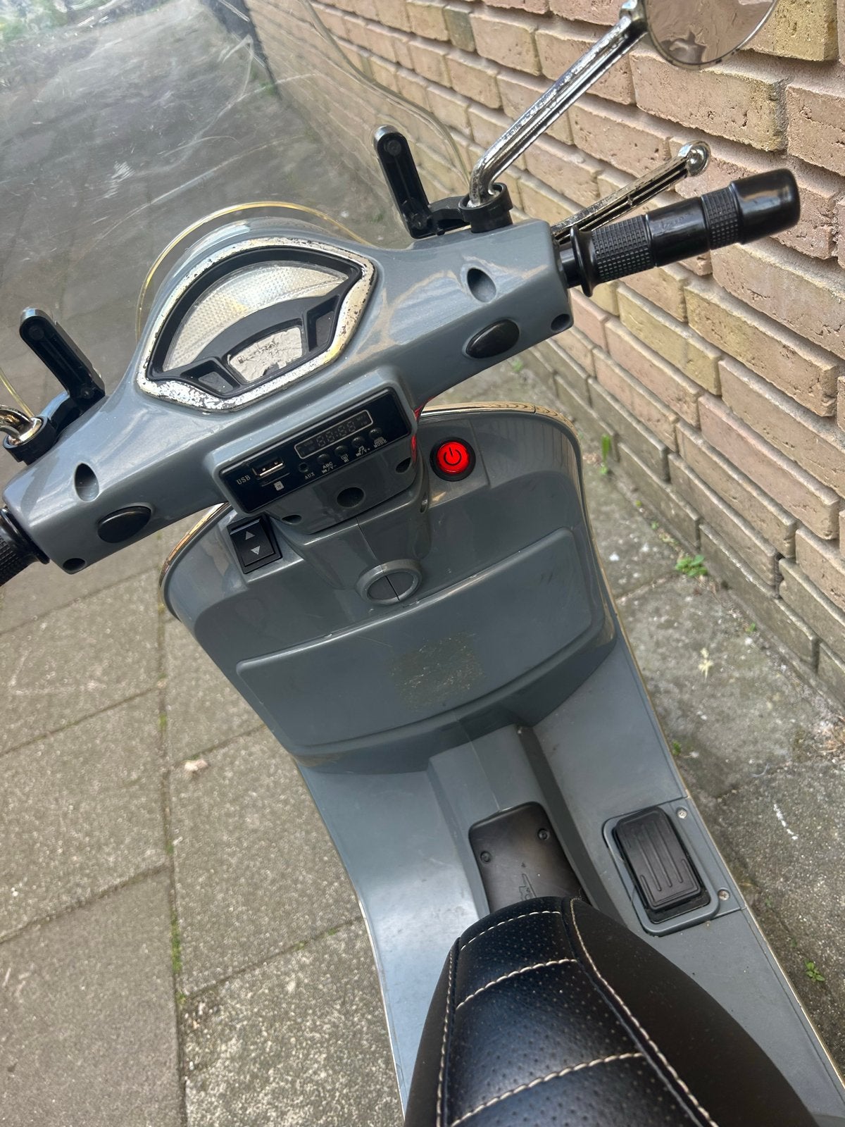 Werkende Kinder Elektrische Scooter - Grijs vespa, Kinderen en Baby's, Ophalen of Verzenden, Gebruikt
