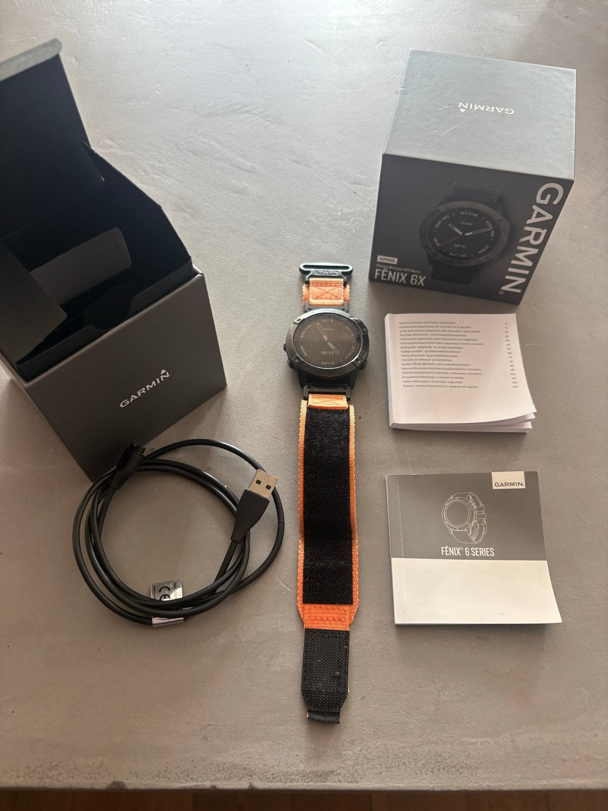 Garmin Fenix 6X Sapphire - GPS Smartwatch, Ophalen, Zwart, Waterdicht, Afstand