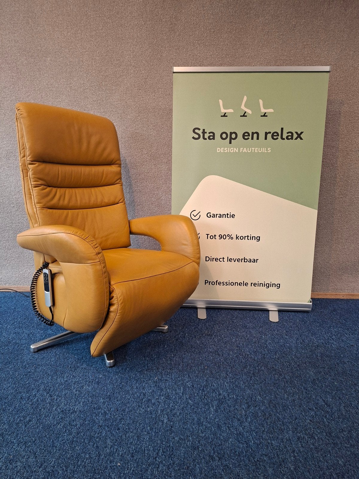sta op relax fauteuil Meubelzorg Zo goed als nieuw !, Ophalen of Verzenden, Zo goed als nieuw, Staopenrelax@gmail.com, Sta-op-en-relax