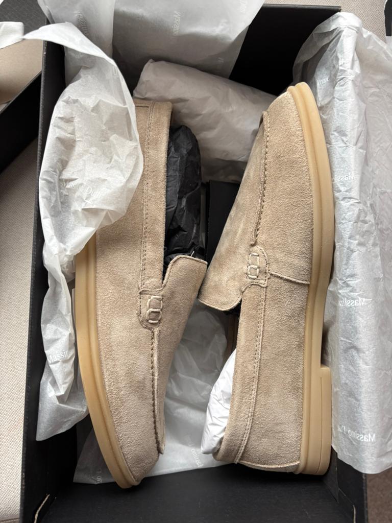 Massimo dutti shoes, Kleding | Dames, Schoenen, Ophalen of Verzenden, Zo goed als nieuw, Sneakers of Gympen