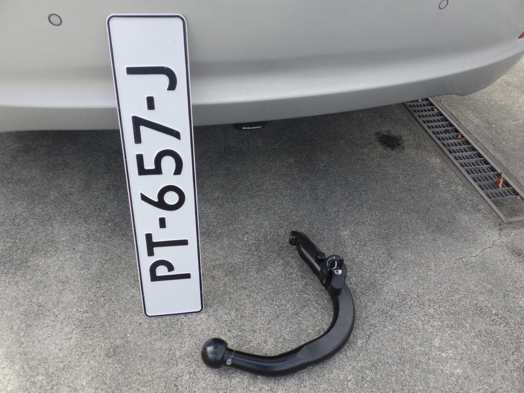 Hyundai i30 Wagon 1.4, Airco, Afneembare Trekhaak!, Voorwielaandrijving, Euro 5, Gebruikt, Zwart