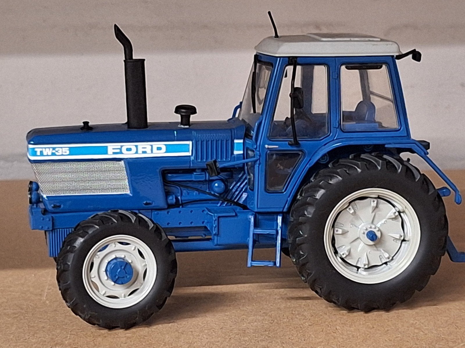 Ford TW 35, Hobby en Vrije tijd, Overige merken, Tractor of Landbouw, Ophalen of Verzenden, Zo goed als nieuw