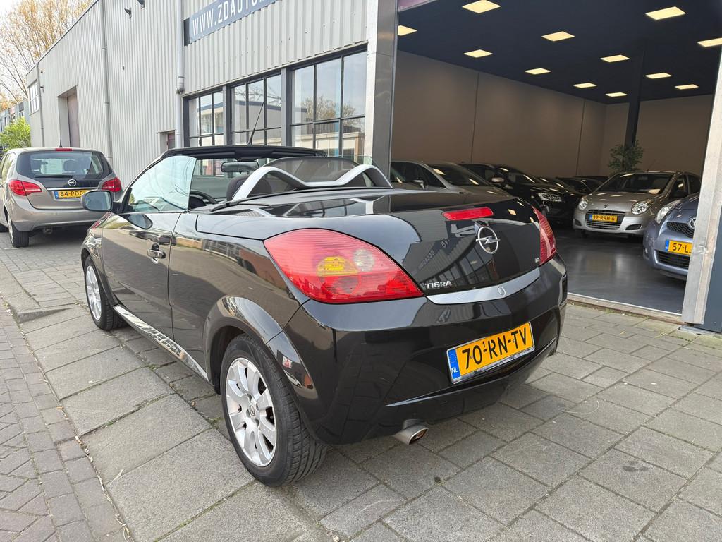 Opel Tigra TwinTop 1.8-16V Cosmo, Auto's, Opel, 125 pk, Gebruikt, 4 cilinders, Zwart