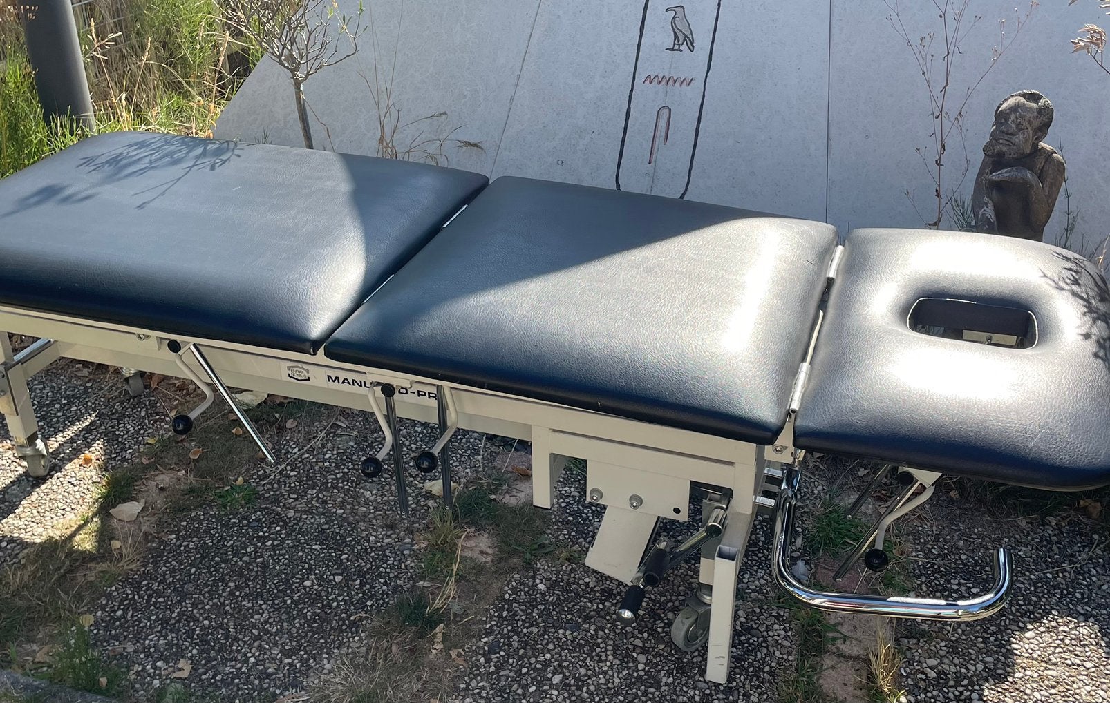 Degelijke hydraulische massagetafel., Ophalen, Zo goed als nieuw, Massagetafel