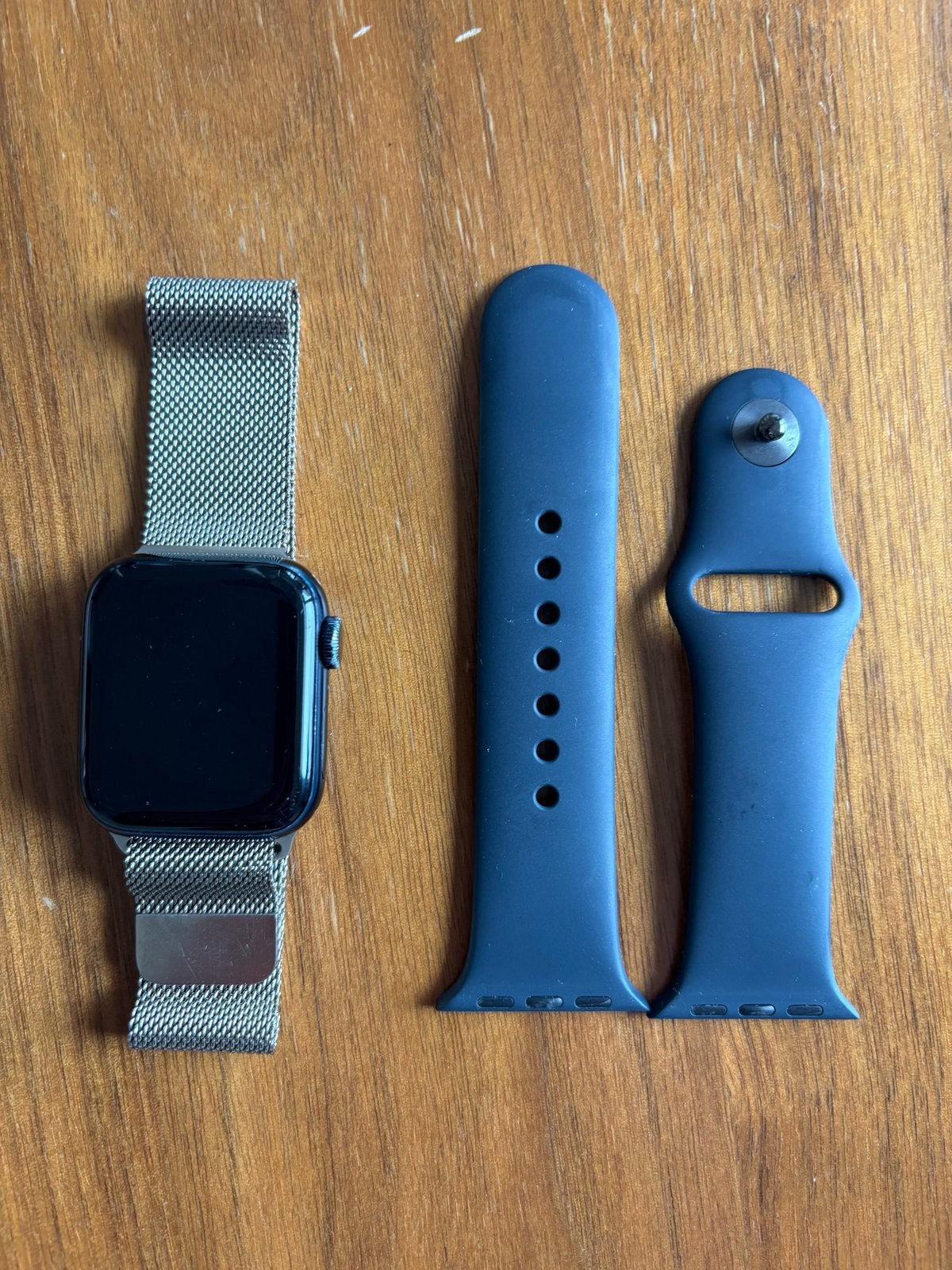 Apple Watch SE GPS 40mm met Milanees en sportbandje, Ophalen, Gebruikt, Zwart, IOS