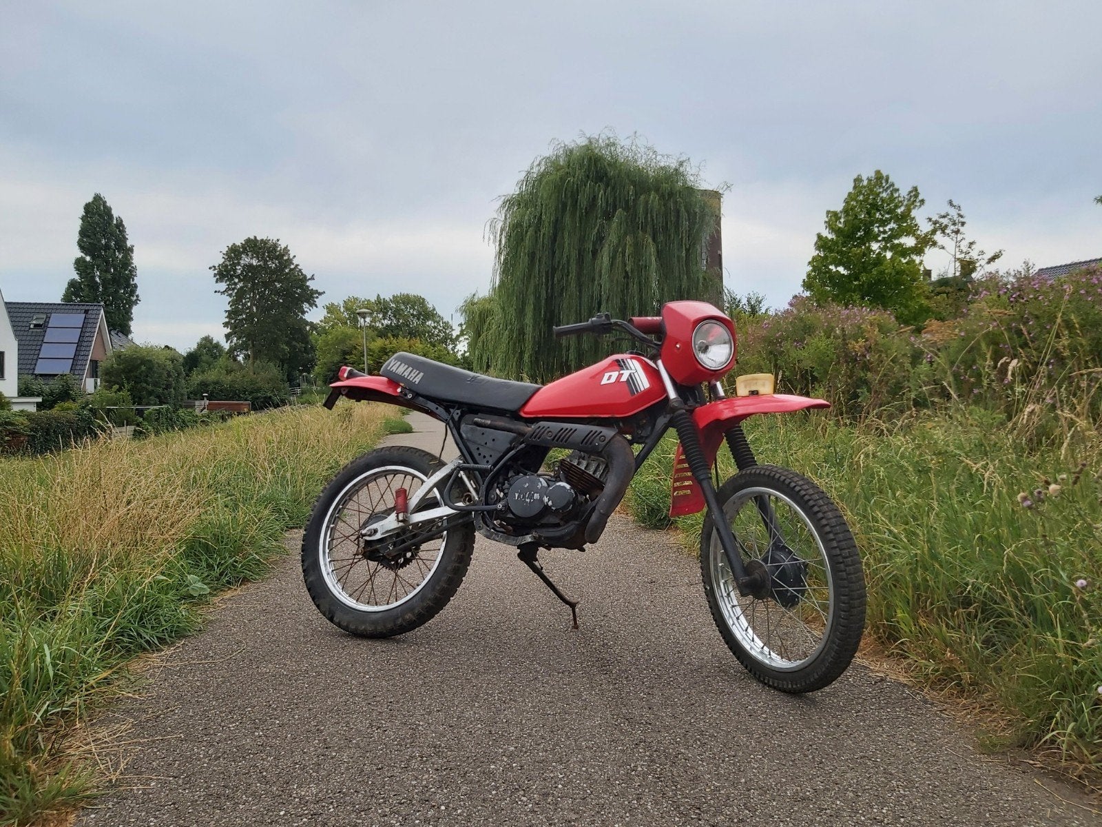 gezocht yamaha dt 50 mx, Fietsen en Brommers, Ophalen of Verzenden