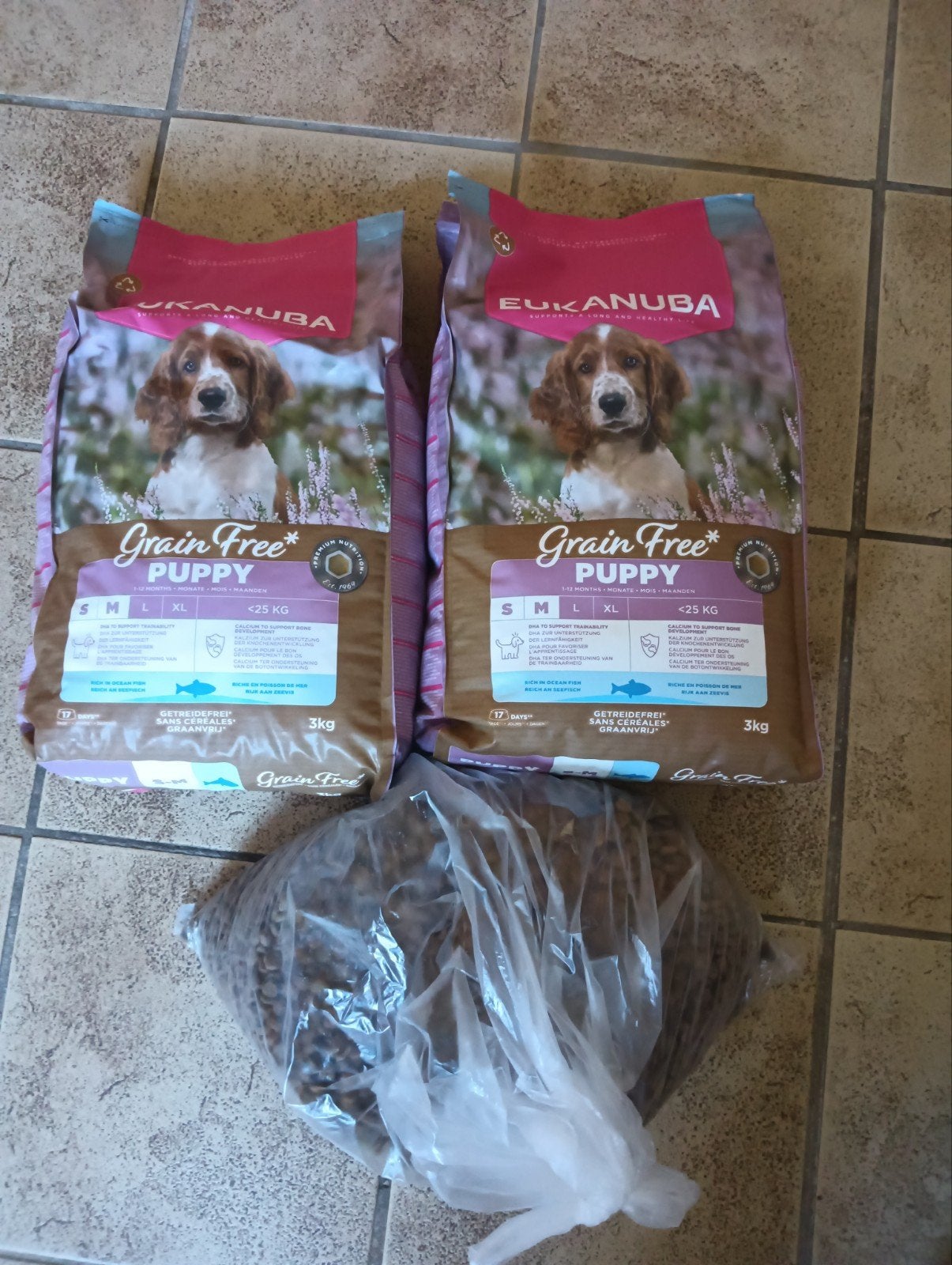 Eukanuba puppy brokken S/M, Ophalen, Hond