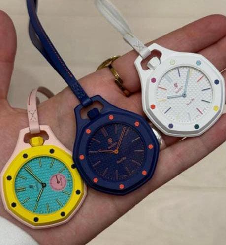 Royal x app horloge sleutelhanger 3 stuks, Overige merken, Nieuw, Ophalen of Verzenden, Kunststof