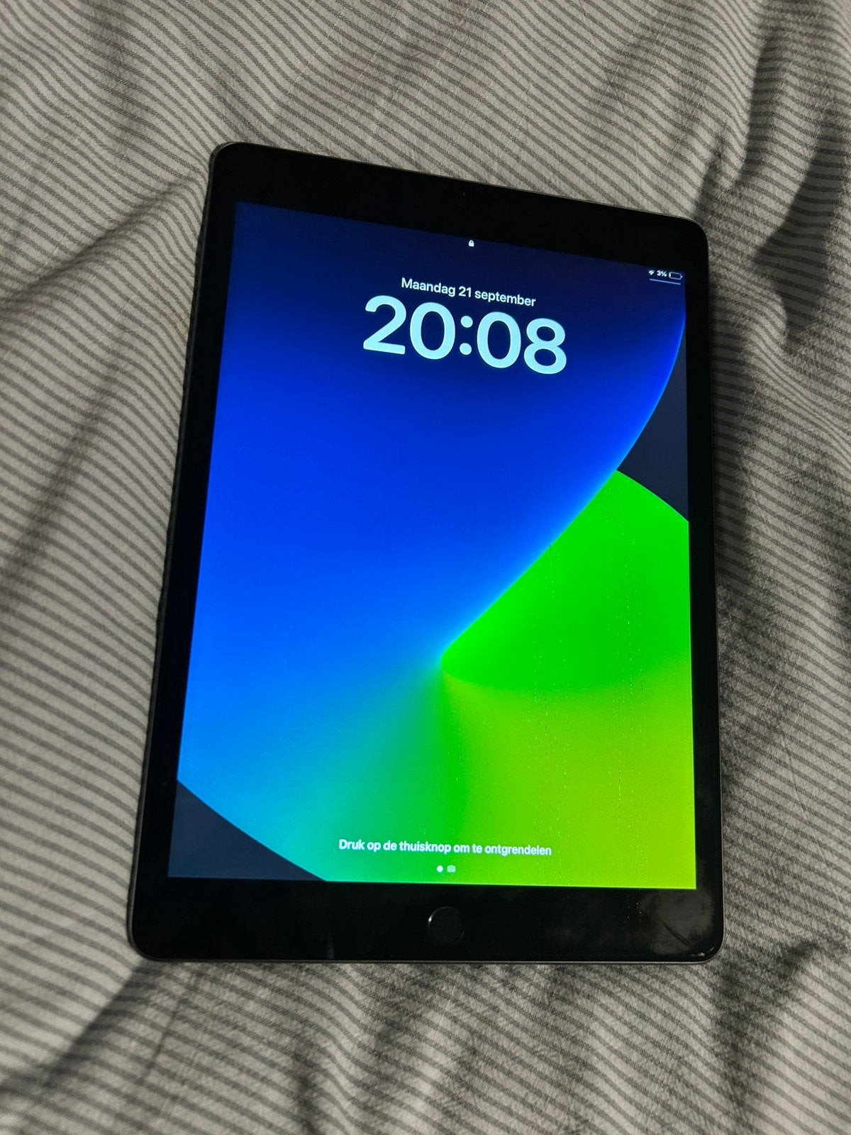APPLE iPad (2021) Wifi - 256 GB - Spacegrijs, Computers en Software, Apple iPad, Zo goed als nieuw, Grijs, 256 GB