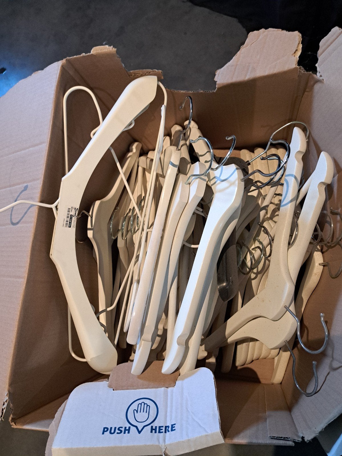 Partij houten kledinghangers - diverse modellen, Ophalen of Verzenden