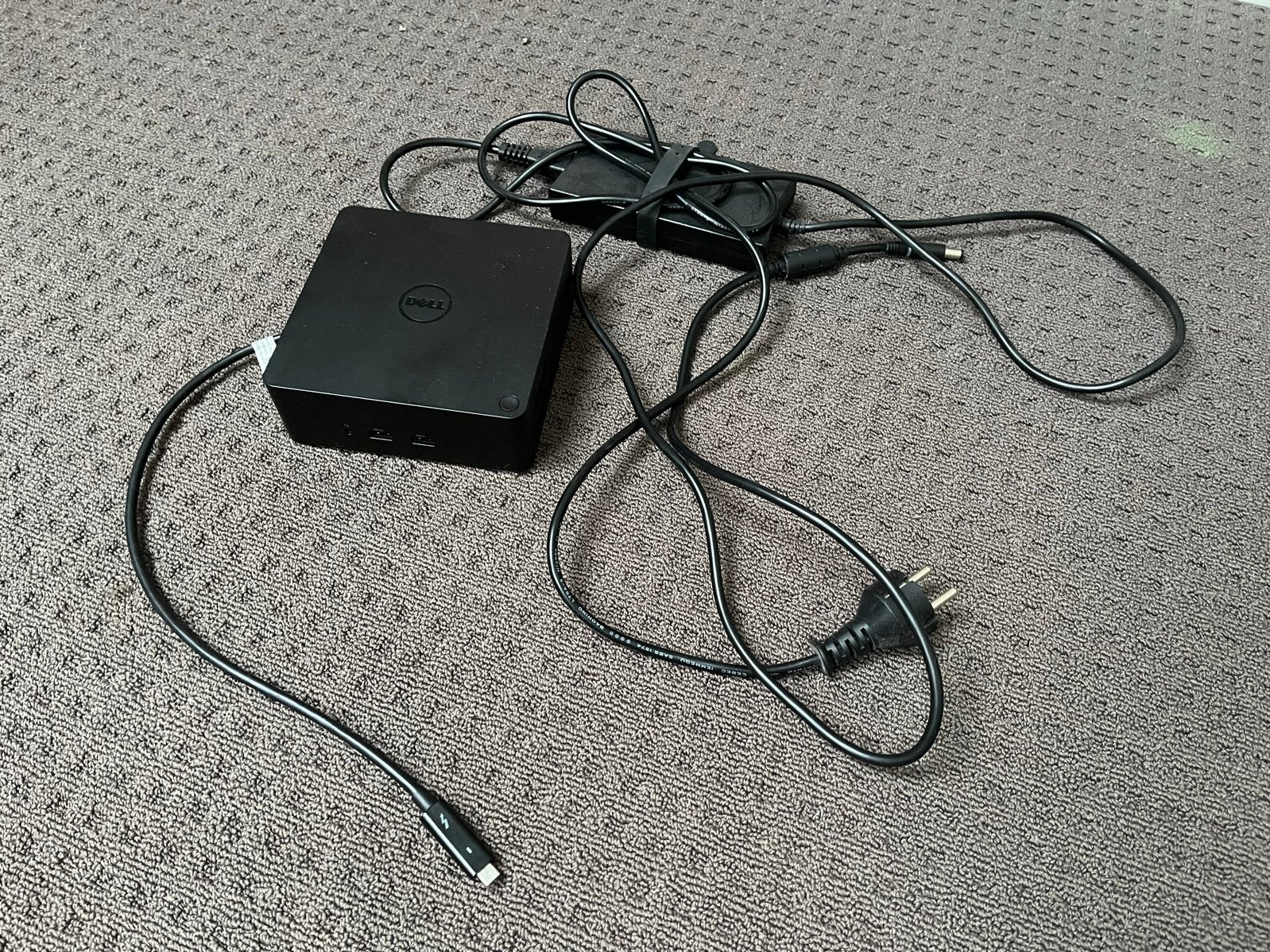 Dell TB16 docking station in goede staat, Computers en Software, Dockingstations, Ophalen of Verzenden, Zo goed als nieuw, Docking station