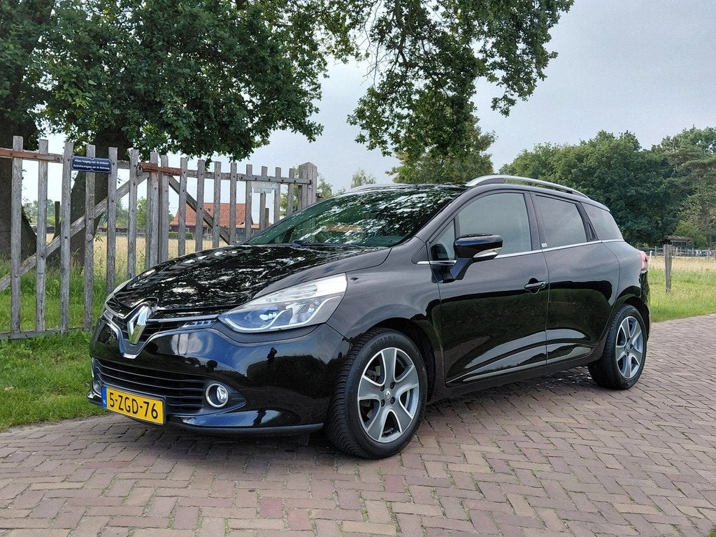 Renault Clio Estate 0.9 TCe Night&Day, Auto's, Renault, Voorwielaandrijving, Stof, Zwart, Zwart