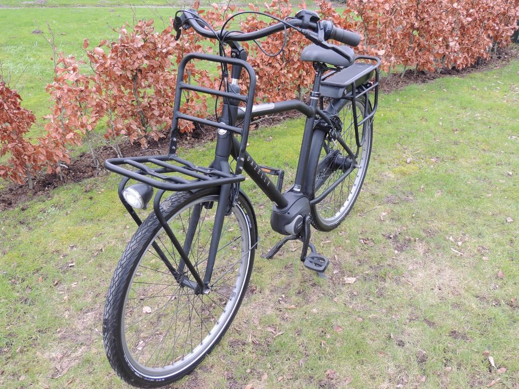 Gazelle Heavy Duty Framemaat 54 cm 300 WH accu, Wilhelminaweg 8
6951 bp  Dieren, NL, Gazelle, Info@gazelle.nl, Zo goed als nieuw