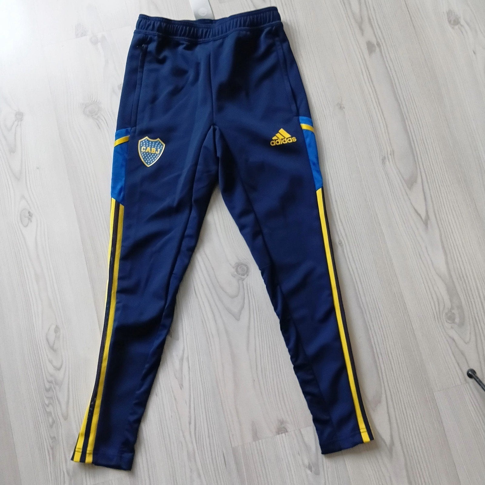Boca Juniors heren trainingsbroek in size xs, Maat XS of kleiner, Ophalen of Verzenden, Zo goed als nieuw, Broek